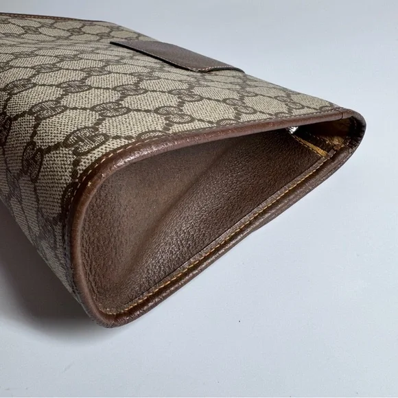 Gucci Supreme GG Monogram  Clutch Crossbody Bag - Picture 12 of 17